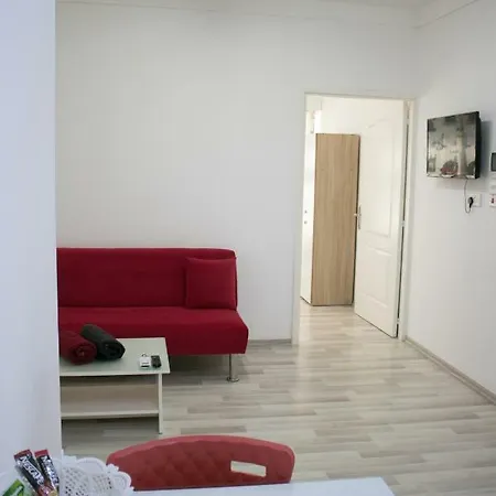 Amber's House 니코시아